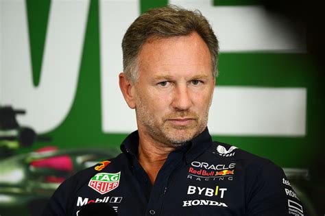 Red Bull F1 team principal Christian Horner continues。